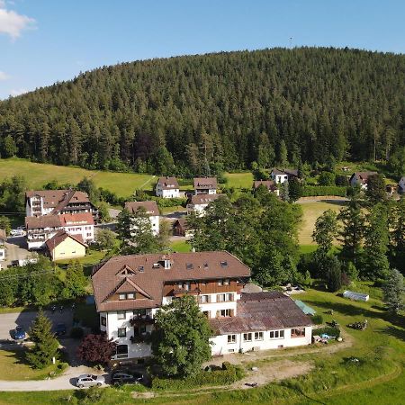 Enz Residenz Hotel Enzklosterle Bagian luar foto