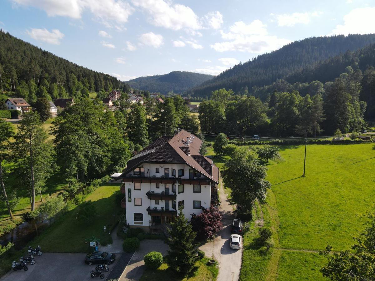 Enz Residenz Hotel Enzklosterle Bagian luar foto