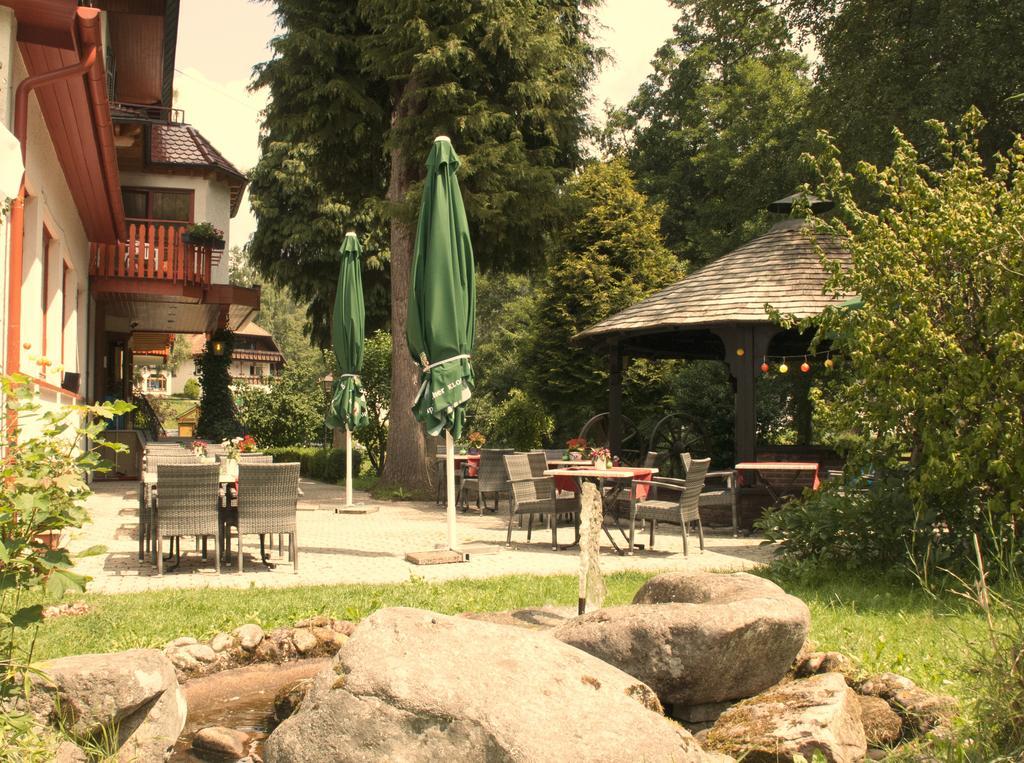 Enz Residenz Hotel Enzklosterle Bagian luar foto