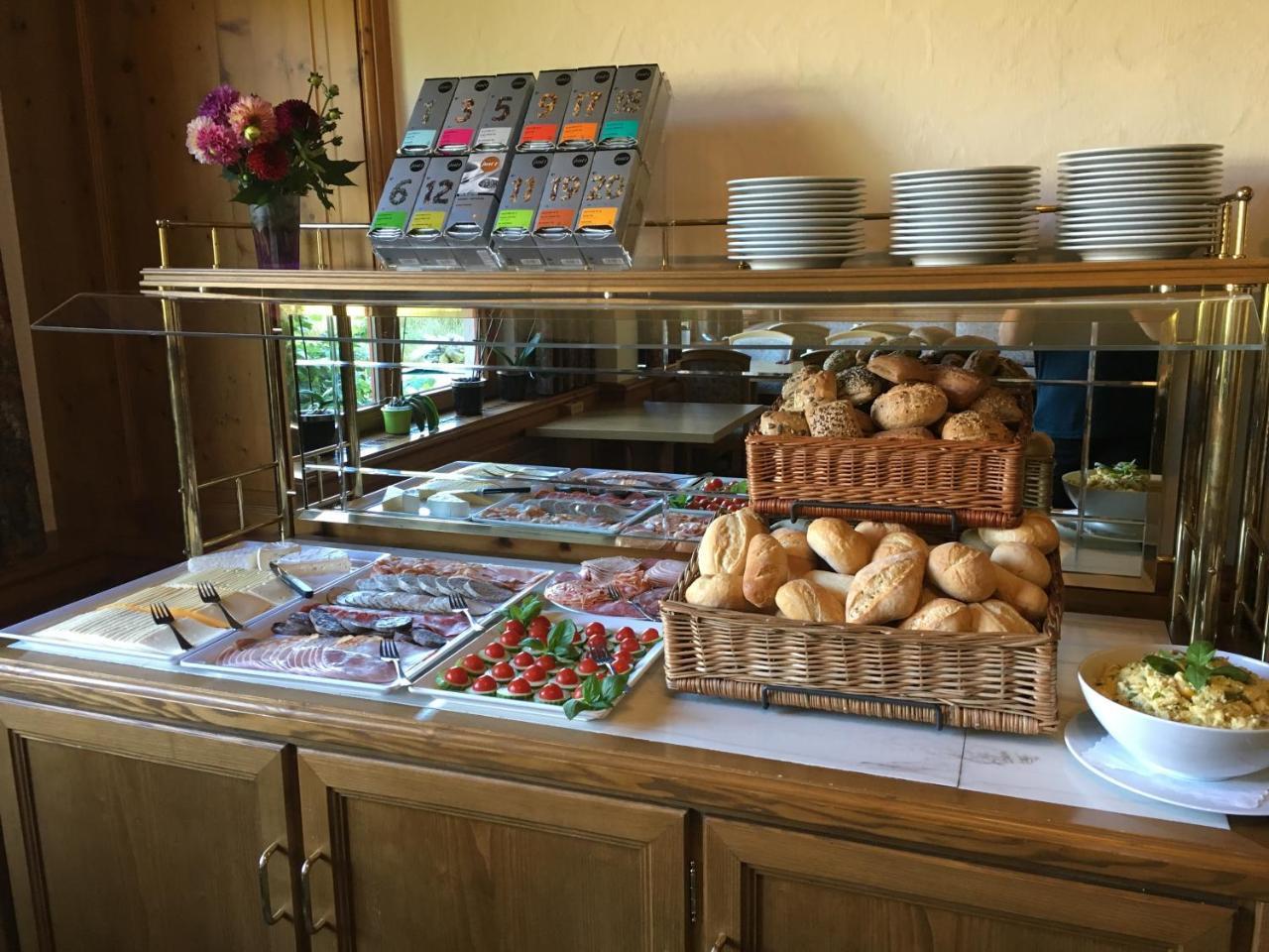 Enz Residenz Hotel Enzklosterle Bagian luar foto