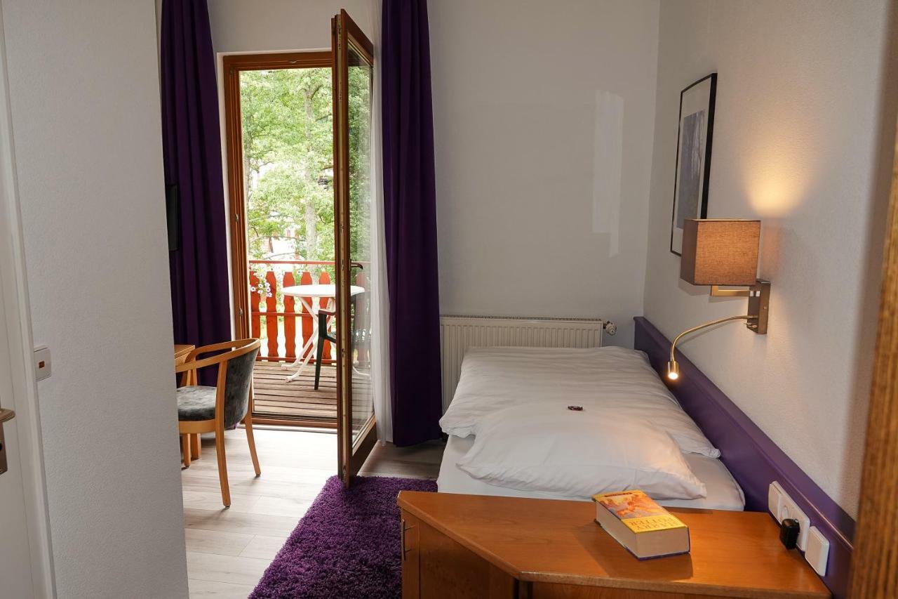 Enz Residenz Hotel Enzklosterle Bagian luar foto